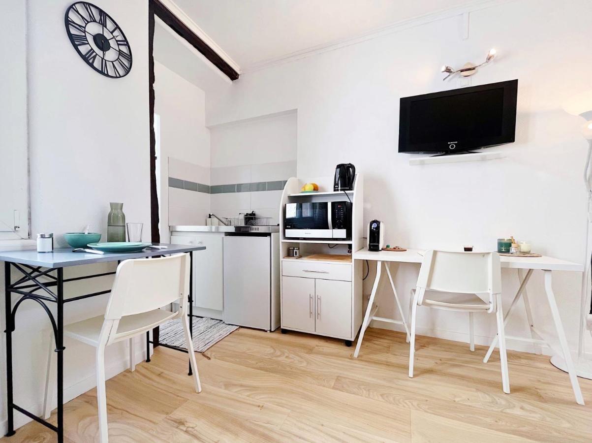 Ferienwohnung Superbe Studio Au Centre D'Orléans Exterior foto